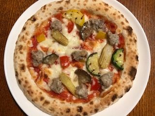 夏野菜のピザ
