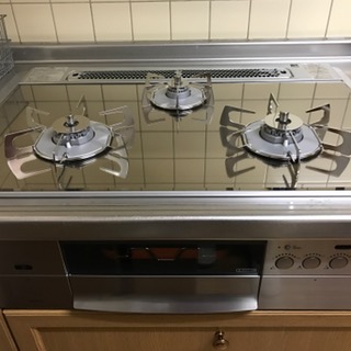 真新しいガスレンジ