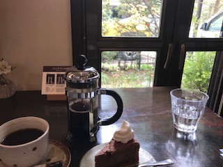 丸山コーヒー窓辺